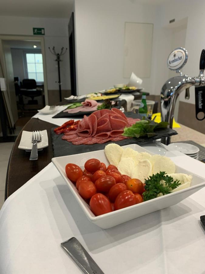 Hotel Langhans Abstatt ภายนอก รูปภาพ