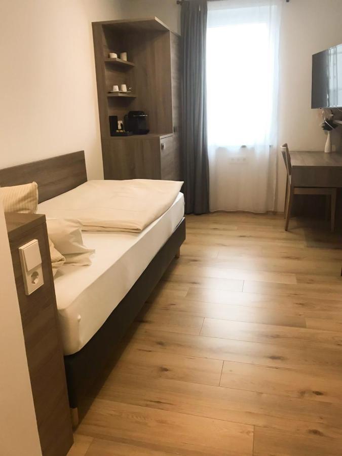 Hotel Langhans Abstatt ภายนอก รูปภาพ