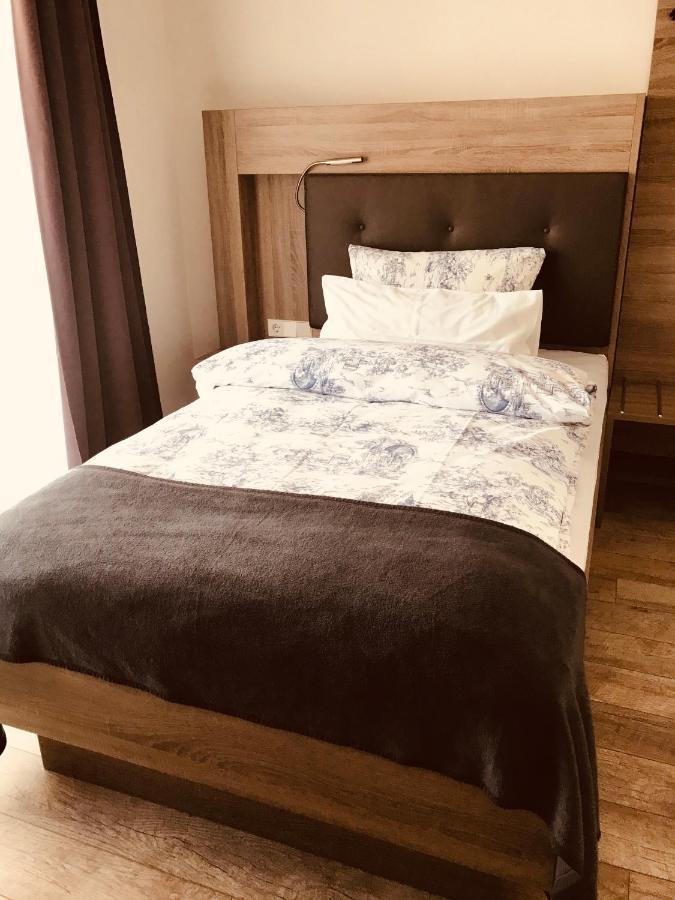 Hotel Langhans Abstatt ภายนอก รูปภาพ